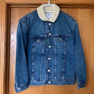 Old Navy Boyfriend Denim Jacket, Sherpa Lined, Size Small
